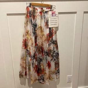Red floral blossom chiffon maxi skirt. Size Xs/S.
